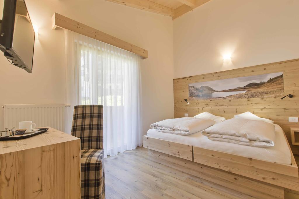 Double Room Balcony,408114687:JPEG